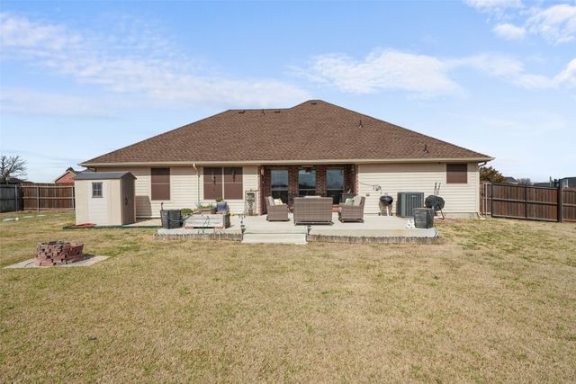 102 Avery Lane, Fate, TX 75189