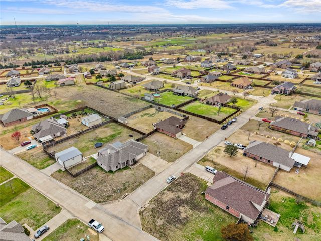 102 Avery Lane, Fate, TX 75189