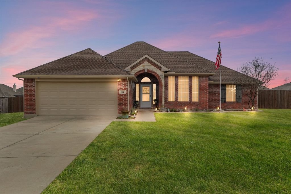 102 Avery Lane, Fate, TX 75189