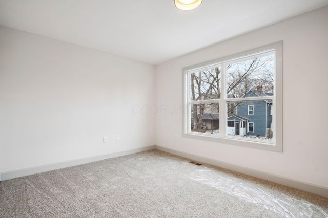55 Hayden Avenue, Columbus, OH 43222