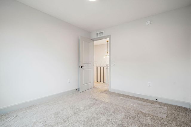 55 Hayden Avenue, Columbus, OH 43222