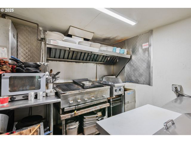 1107 N PACIFIC Ave, Kelso, WA 98626