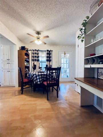 1413 Hickorywood Street, Sulphur Springs, TX 75482