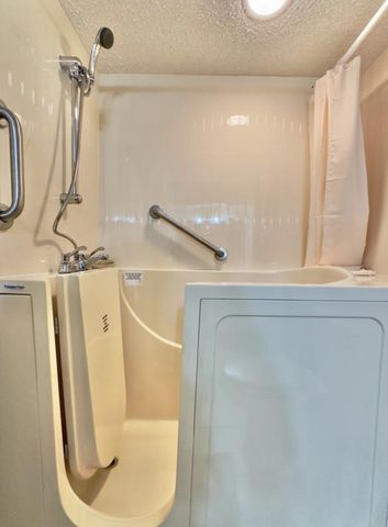 1413 Hickorywood Street, Sulphur Springs, TX 75482