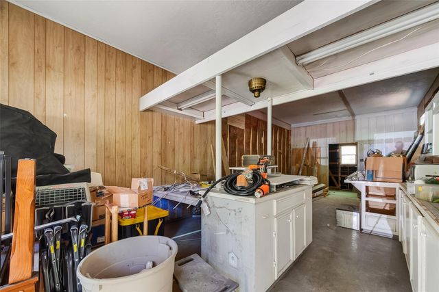 802 Sentinel Oaks, Pinehurst, TX 77362