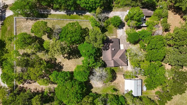 802 Sentinel Oaks, Pinehurst, TX 77362