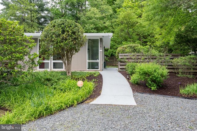 7715 ELBA RD, Alexandria, VA 22306