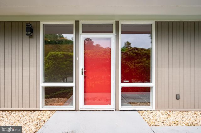 7715 ELBA RD, Alexandria, VA 22306