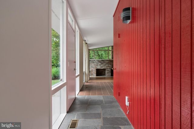 7715 ELBA RD, Alexandria, VA 22306