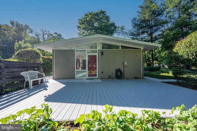 7715 ELBA RD, Alexandria, VA 22306