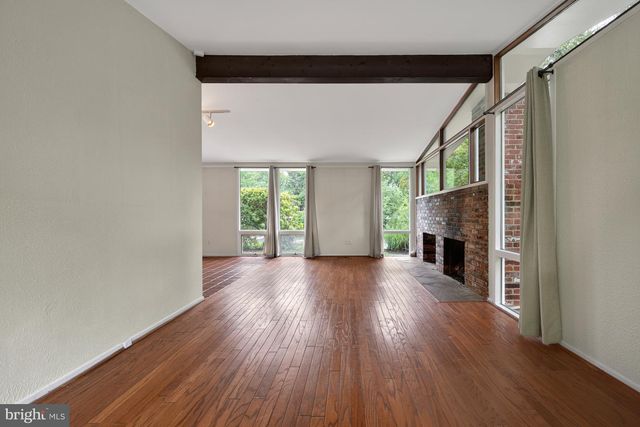 7715 ELBA RD, Alexandria, VA 22306