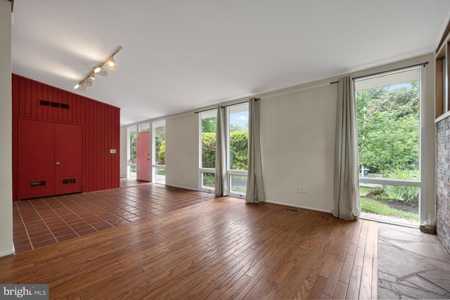 7715 ELBA RD, Alexandria, VA 22306