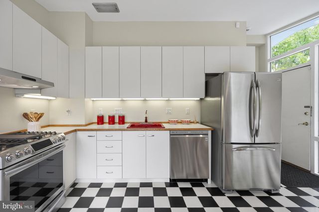 7715 ELBA RD, Alexandria, VA 22306