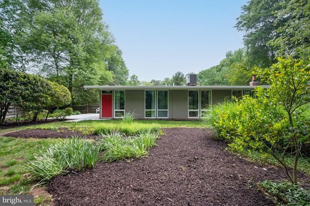 7715 ELBA RD, Alexandria, VA 22306