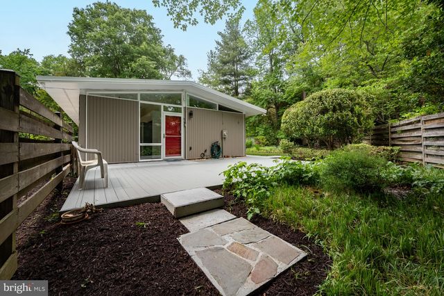 7715 ELBA RD, Alexandria, VA 22306