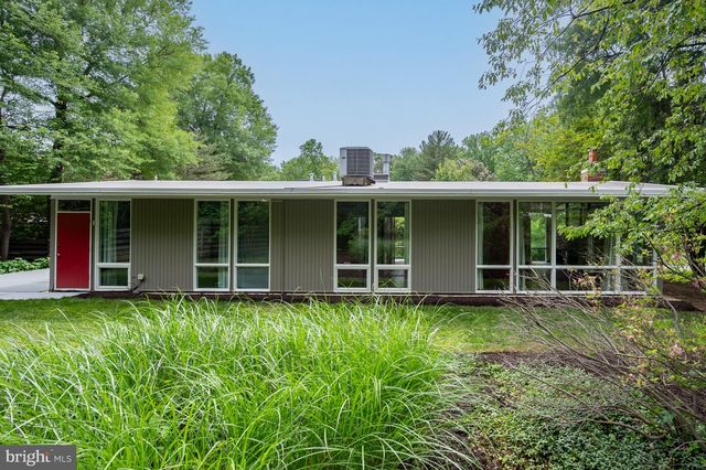 7715 ELBA RD, Alexandria, VA 22306