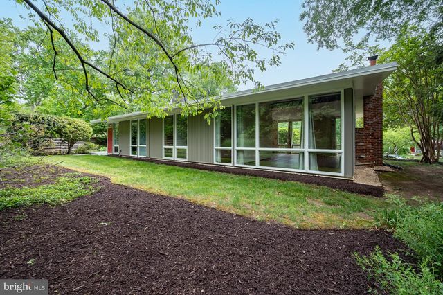 7715 ELBA RD, Alexandria, VA 22306