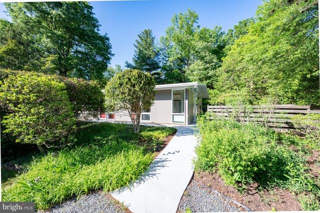 7715 ELBA RD, Alexandria, VA 22306