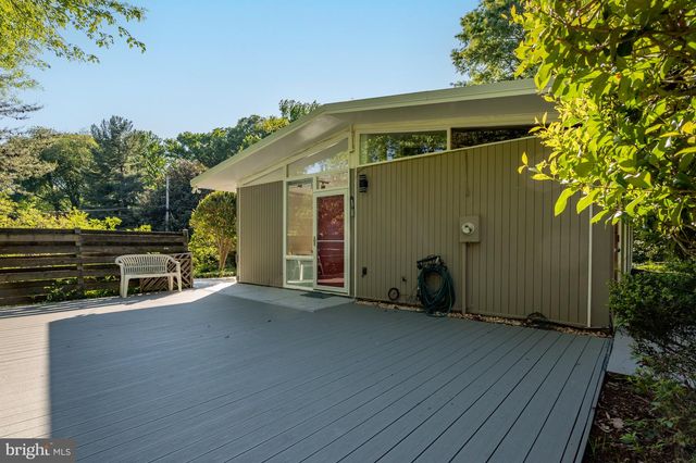 7715 ELBA RD, Alexandria, VA 22306