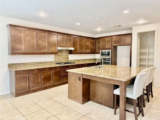 2746 E Wickford Street, Ontario, CA 91762