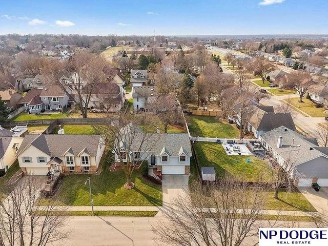 15523 Charles Street, Omaha, NE 68154