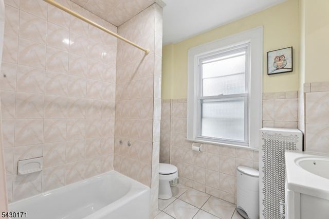 145 Terhune Ave, Passaic City, NJ 07055