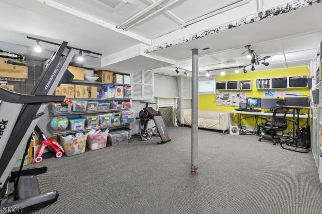 145 Terhune Ave, Passaic City, NJ 07055