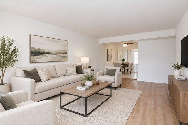 6135 W 94th Street B1, Oak Lawn, IL 60453