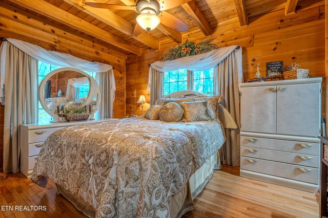 2216 French Broad River Rd, Seymour, TN 37865