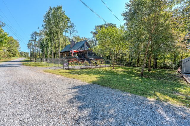 2216 French Broad River Rd, Seymour, TN 37865