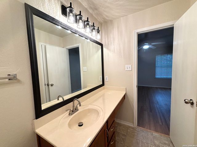 6726 Benke Farm, San Antonio, TX 78239