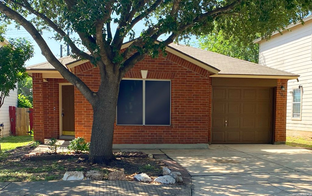 6726 Benke Farm, San Antonio, TX 78239