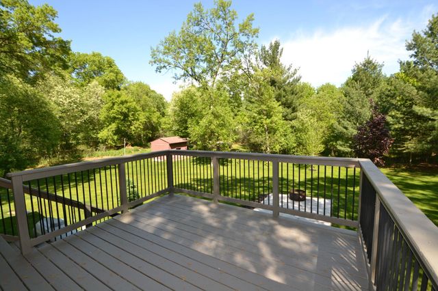 32623 Goldenrod Street NW, Cambridge, MN 55008