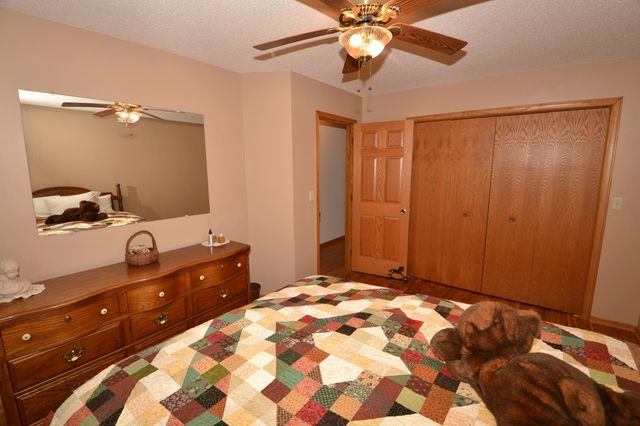 32623 Goldenrod Street NW, Cambridge, MN 55008