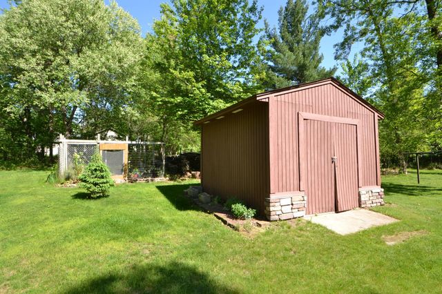 32623 Goldenrod Street NW, Cambridge, MN 55008