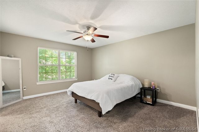 615 Knob Hill Road, New Albany, IN 47150