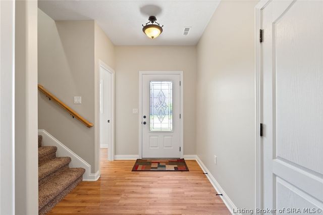615 Knob Hill Road, New Albany, IN 47150