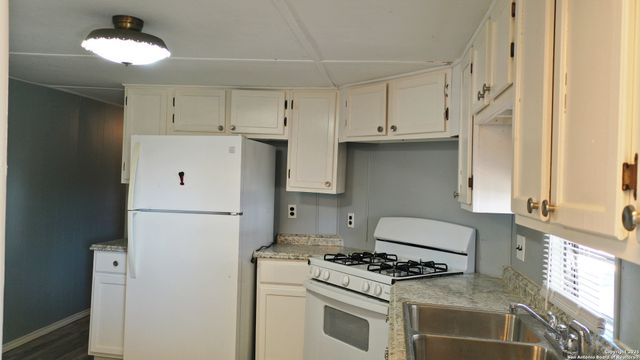 7339 Myna Bird, San Antonio, TX 78223