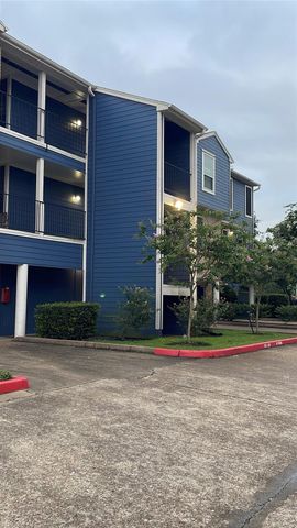 18519 Egret Bay Boulevard 1502, Webster, TX 77058