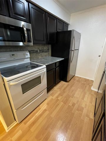 18519 Egret Bay Boulevard 1502, Webster, TX 77058