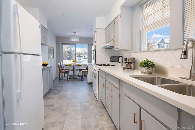 24 McKinley Avenue, White Plains, NY 10606