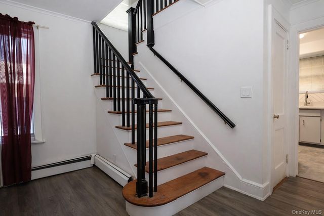 24 McKinley Avenue, White Plains, NY 10606