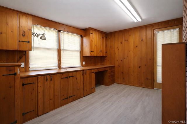 24 McKinley Avenue, White Plains, NY 10606