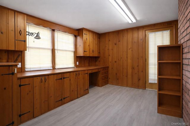 24 McKinley Avenue, White Plains, NY 10606