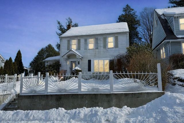 24 McKinley Avenue, White Plains, NY 10606