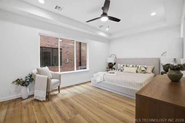 504 E B Street 1103, Jenks, OK 74037