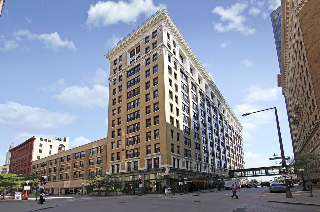 350 Saint Peter Street 606, Saint Paul, MN 55102 — photo 2