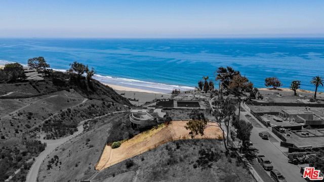 15215 Friends Street, Pacific Palisades (los Angeles), CA 90272