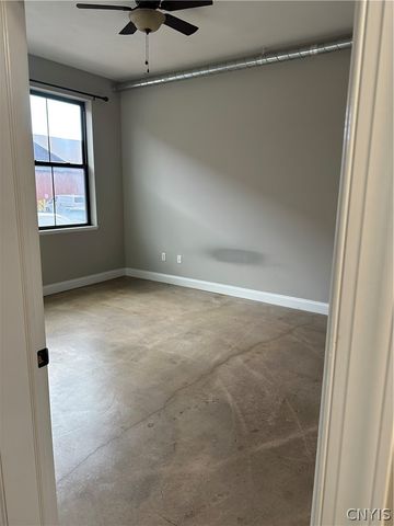 721 North Clinton Street 117, Syracuse, NY 13204