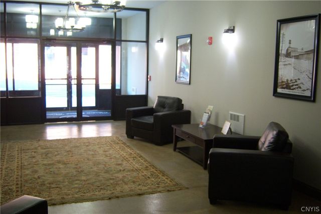 721 North Clinton Street 117, Syracuse, NY 13204